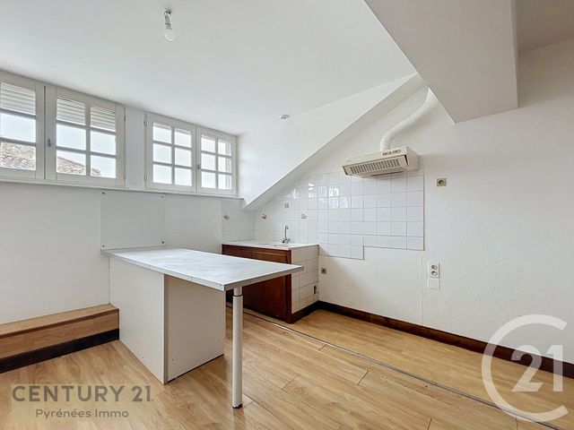 Appartement F1 &agrave; louer - 1 pi&egrave;ce - 27,40 m2 - Montrejeau - 31 - MIDI-PYRENEES