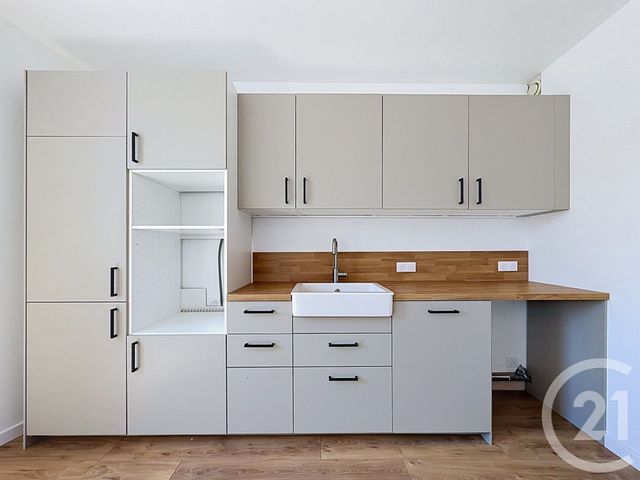 Appartement T3 &agrave; louer - 3 pi&egrave;ces - 97,99 m2 - St Girons - 09 - MIDI-PYRENEES