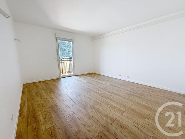 Appartement T3 &agrave; louer - 3 pi&egrave;ces - 97,99 m2 - St Girons - 09 - MIDI-PYRENEES