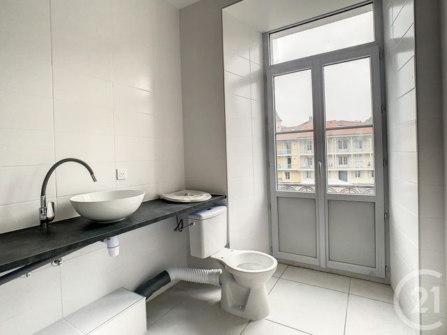 Appartement T3 &agrave; louer - 3 pi&egrave;ces - 66,68 m2 - Seix - 09 - MIDI-PYRENEES