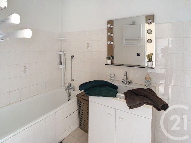 Appartement T3 à vendre - 3 pièces - 63,60 m2 - St Girons - 09 - MIDI-PYRENEES