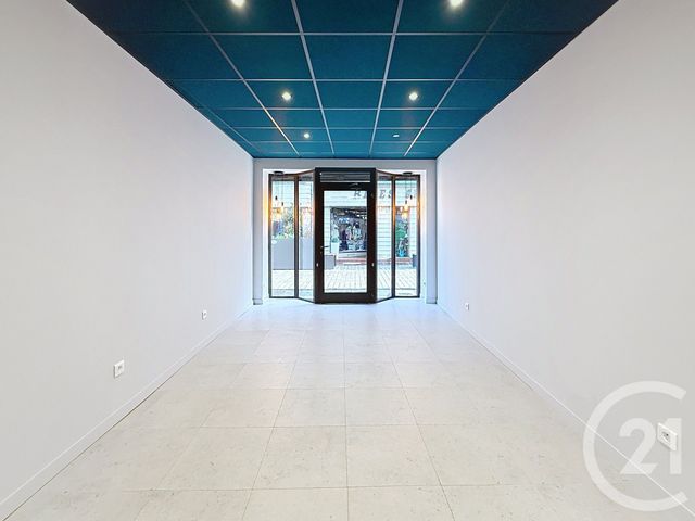 Appartement Local &agrave; louer - 2 pi&egrave;ces - 53,40 m2 - St Girons - 09 - MIDI-PYRENEES