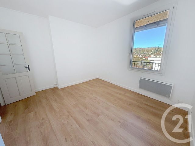 Appartement T3 &agrave; louer - 3 pi&egrave;ces - 75,03 m2 - Salies Du Salat - 31 - MIDI-PYRENEES