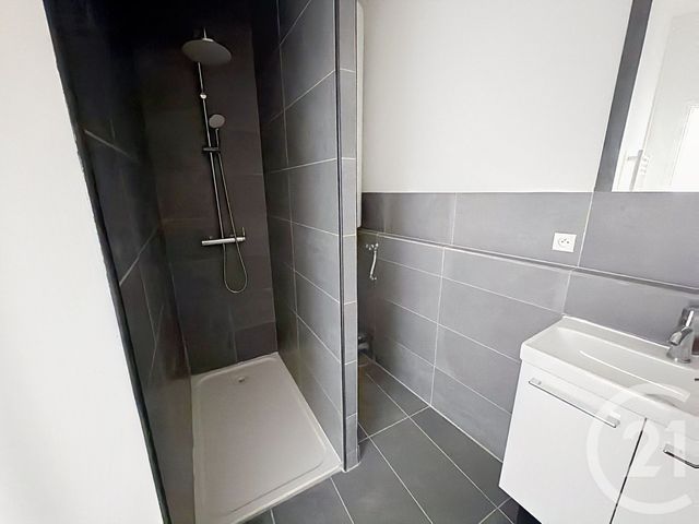 Appartement T3 &agrave; louer - 3 pi&egrave;ces - 75,03 m2 - Salies Du Salat - 31 - MIDI-PYRENEES