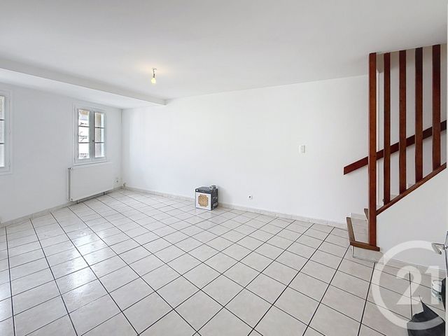 Appartement T3 &agrave; louer - 3 pi&egrave;ces - 62,41 m2 - St Girons - 09 - MIDI-PYRENEES
