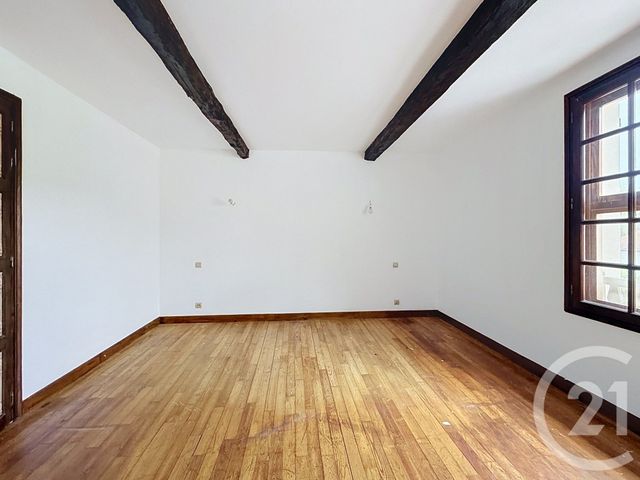 Maison &agrave; louer - 7 pi&egrave;ces - 235,41 m2 - Prat Bonrepaux - 09 - MIDI-PYRENEES