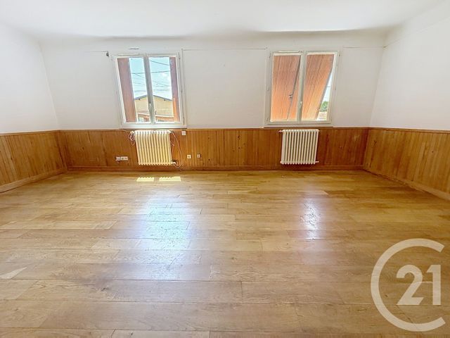 Appartement T3 &agrave; louer - 3 pi&egrave;ces - 81,59 m2 - Montjoie En Couserans - 09 - MIDI-PYRENEES