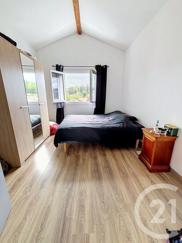 Appartement &agrave; louer - 3 pi&egrave;ces - 68 m2 - St Lizier - 09 - MIDI-PYRENEES