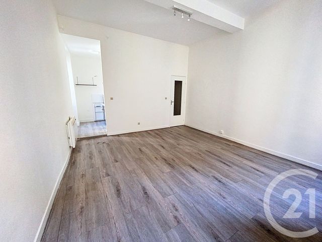 Appartement Studio &agrave; louer - 1 pi&egrave;ce - 29,71 m2 - St Girons - 09 - MIDI-PYRENEES