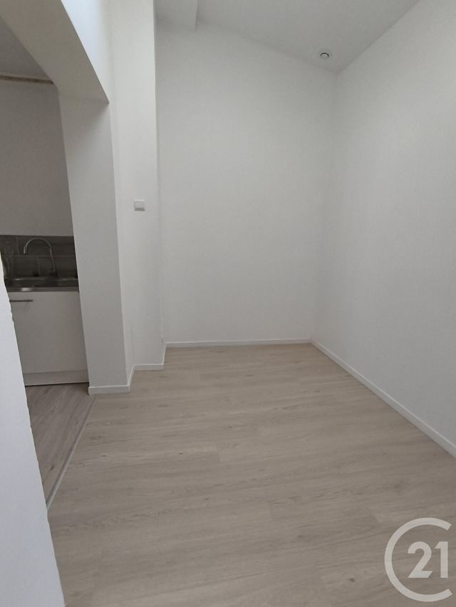 Appartement &agrave; louer - 4 pi&egrave;ces - 75 m2 - Marquise - 62 - NORD-PAS-DE-CALAIS