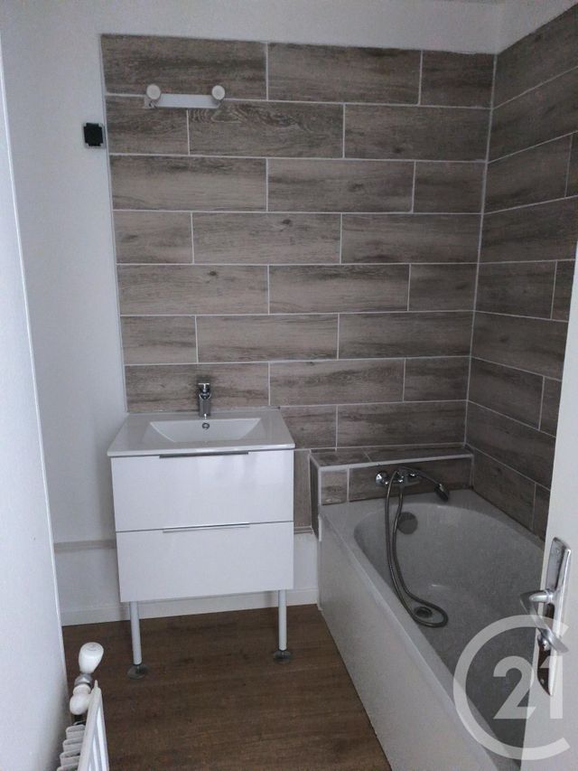 Appartement &agrave; louer - 4 pi&egrave;ces - 75 m2 - Marquise - 62 - NORD-PAS-DE-CALAIS