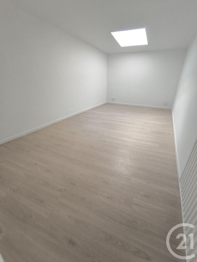 Appartement &agrave; louer - 4 pi&egrave;ces - 75 m2 - Marquise - 62 - NORD-PAS-DE-CALAIS