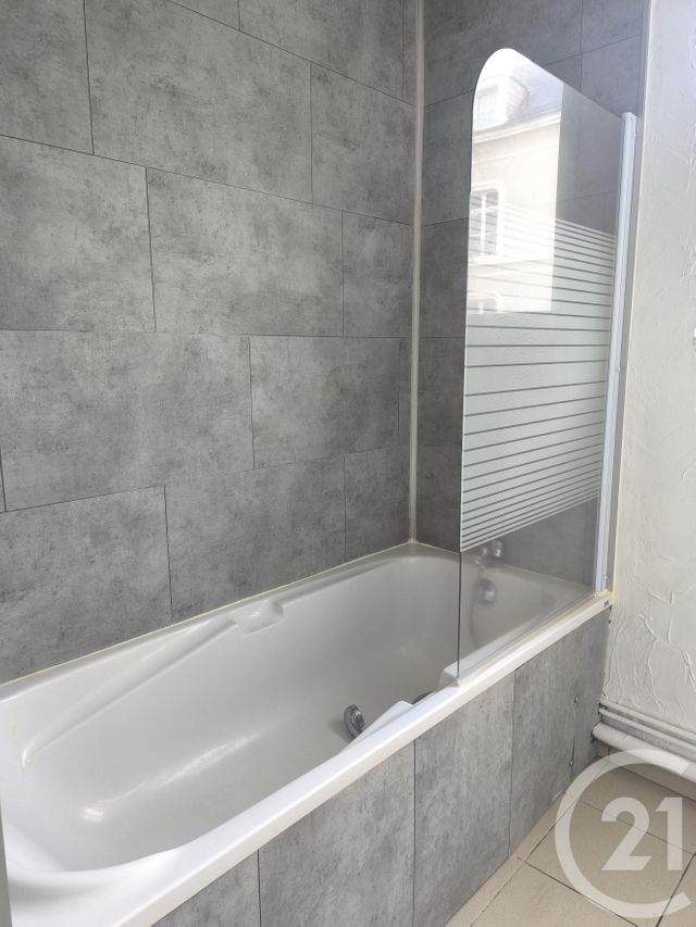 Appartement &agrave; louer - 2 pi&egrave;ces - 40,52 m2 - Boulogne Sur Mer - 62 - NORD-PAS-DE-CALAIS