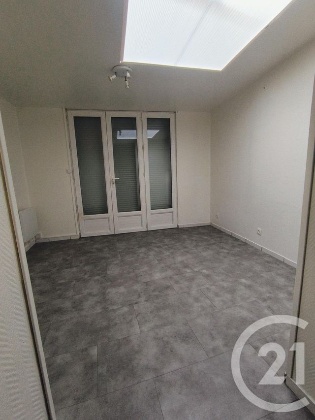 Appartement &agrave; louer - 2 pi&egrave;ces - 40 m2 - Boulogne Sur Mer - 62 - NORD-PAS-DE-CALAIS