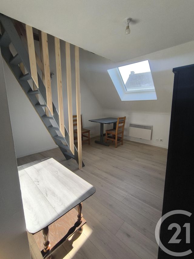 Appartement Studio &agrave; louer - 1 pi&egrave;ce - 17 m2 - Outreau - 62 - NORD-PAS-DE-CALAIS