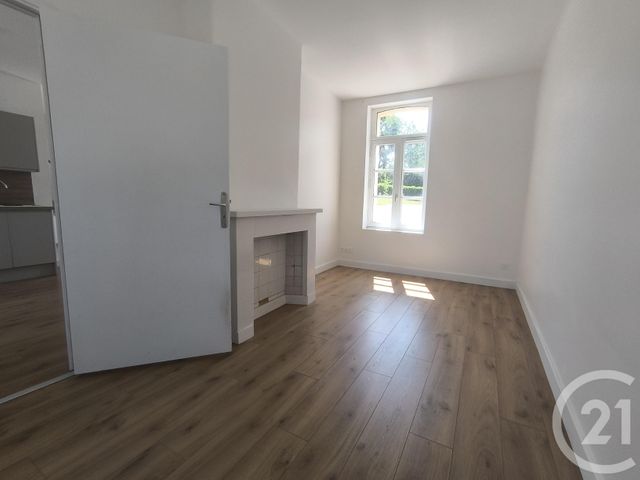 Maison &agrave; louer - 4 pi&egrave;ces - 95 m2 - Colembert - 62 - NORD-PAS-DE-CALAIS