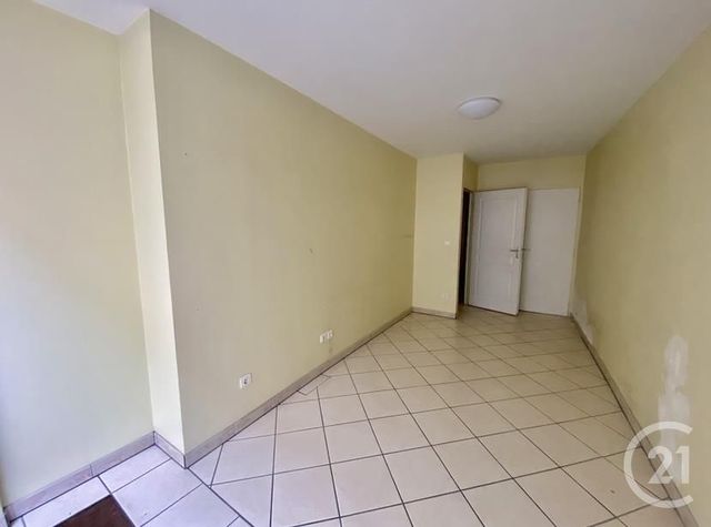 Appartement F4 à louer - 5 pièces - 58,19 m2 - Salies Du Salat - 31 - MIDI-PYRENEES