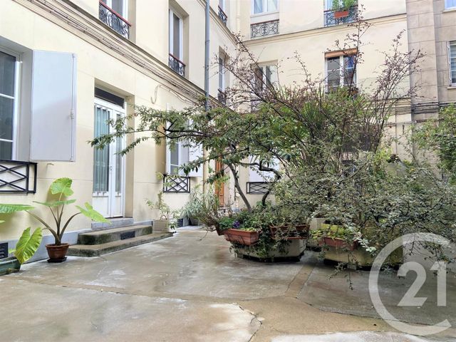 Appartement F2 à vendre - 2 pièces - 52,92 m2 - Paris - 75010 - ILE-DE-FRANCE