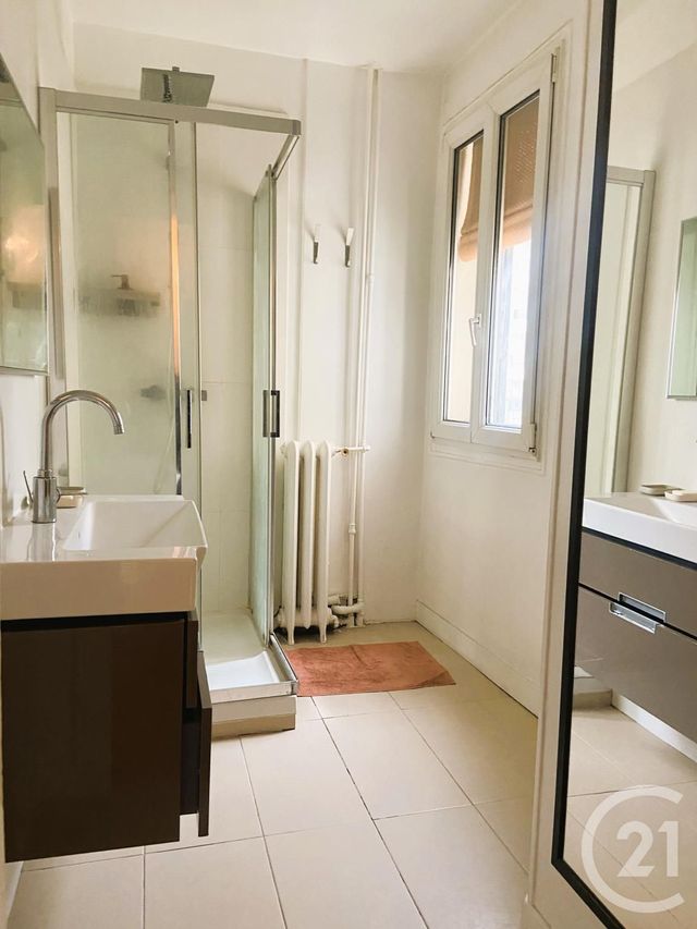 Appartement F3 &agrave; louer - 3 pi&egrave;ces - 64,03 m2 - Paris - 75010 - ILE-DE-FRANCE