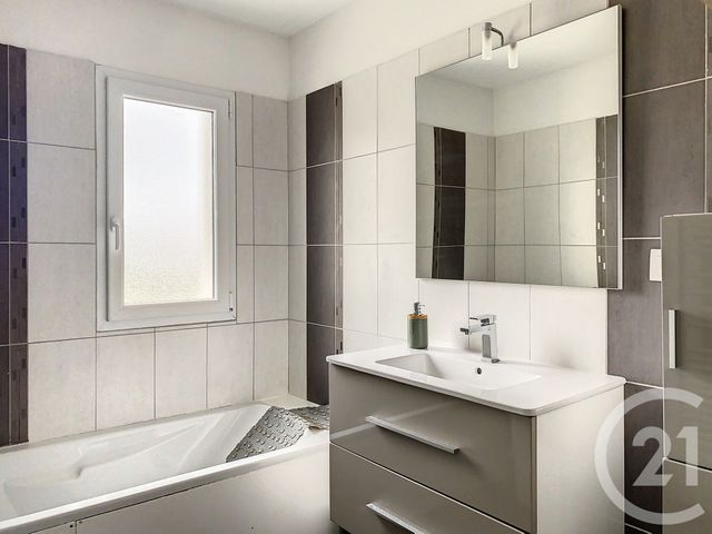 Maison &agrave; vendre - 4 pi&egrave;ces - 99 m2 - St Nicolas De Redon - 44 - PAYS-DE-LOIRE