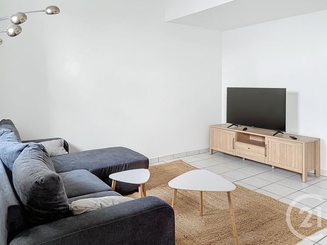 Appartement F4 &agrave; louer - 4 pi&egrave;ces - 86,88 m2 - Redon - 35 - BRETAGNE