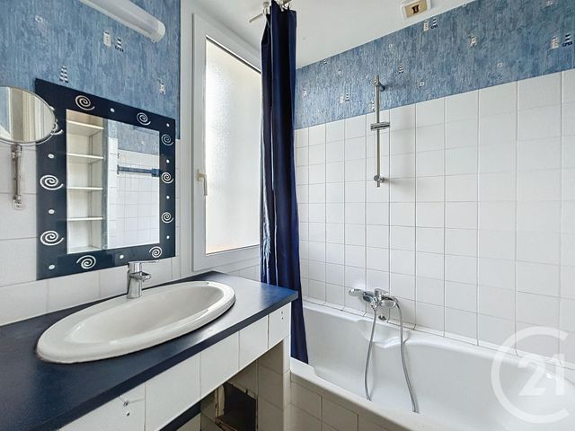 Appartement F4 &agrave; louer - 4 pi&egrave;ces - 86,88 m2 - Redon - 35 - BRETAGNE