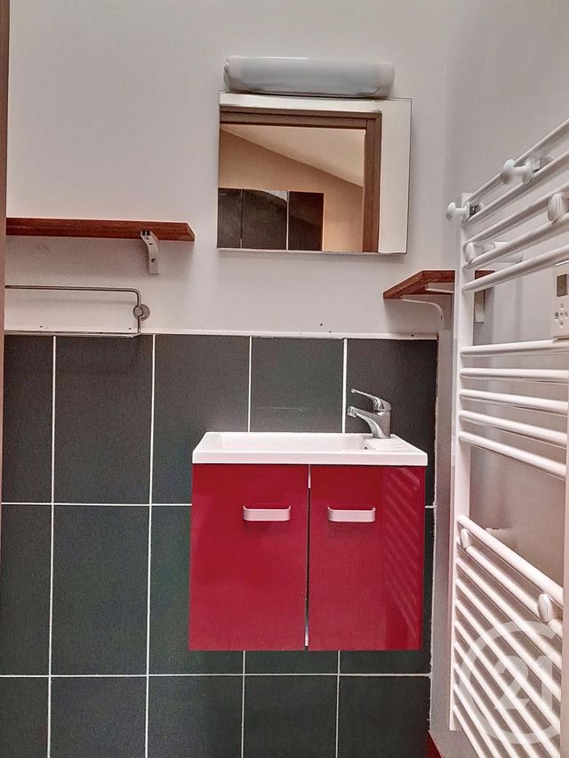 Maison &agrave; louer - 3 pi&egrave;ces - 60,40 m2 - Pipriac - 35 - BRETAGNE