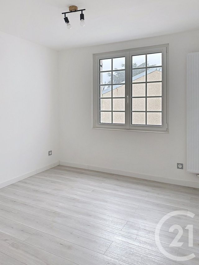 Maison &agrave; louer - 4 pi&egrave;ces - 86,55 m2 - St Nicolas De Redon - 44 - PAYS-DE-LOIRE