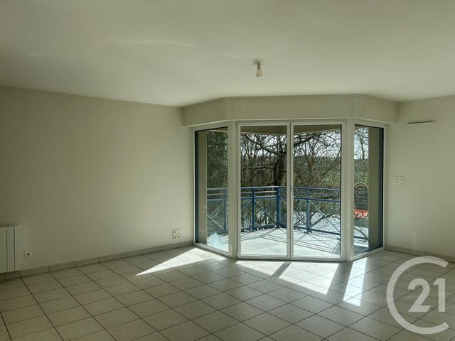 Appartement T3 &agrave; louer - 4 pi&egrave;ces - 70,10 m2 - Redon - 35 - BRETAGNE