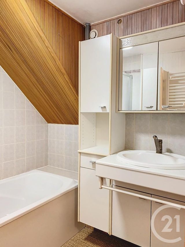 Appartement T2 &agrave; louer - 2 pi&egrave;ces - 68,58 m2 - Redon - 35 - BRETAGNE