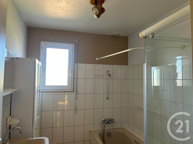 Maison &agrave; louer - 3 pi&egrave;ces - 85,46 m2 - Avessac - 44 - PAYS-DE-LOIRE