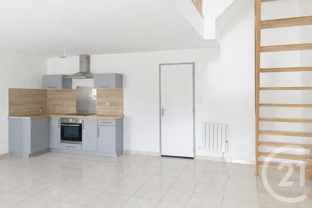 Maison &agrave; louer - 4 pi&egrave;ces - 84,01 m2 - Bains Sur Oust - 35 - BRETAGNE