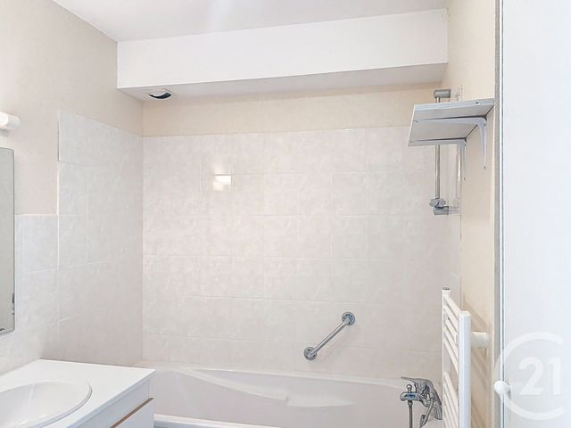 Appartement T3 &agrave; louer - 3 pi&egrave;ces - 63,60 m2 - Redon - 35 - BRETAGNE