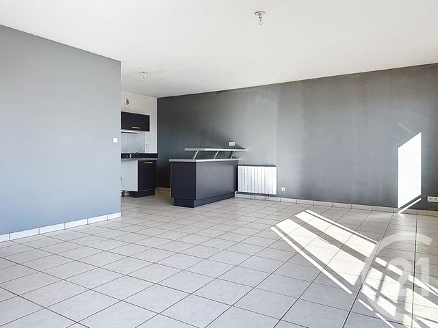 Appartement Duplex &agrave; vendre - 5 pi&egrave;ces - 79,83 m2 - Redon - 35 - BRETAGNE