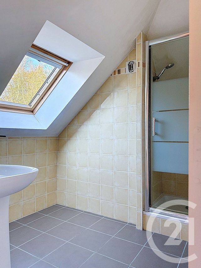 Appartement Duplex &agrave; vendre - 5 pi&egrave;ces - 79,83 m2 - Redon - 35 - BRETAGNE