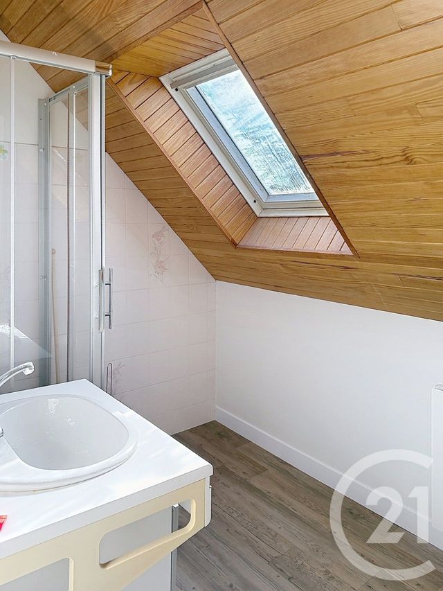 Maison &agrave; louer - 5 pi&egrave;ces - 121,19 m2 - St Martin Sur Oust - 56 - BRETAGNE