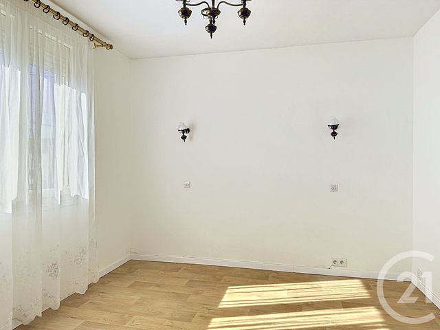 Maison &agrave; louer - 4 pi&egrave;ces - 82,16 m2 - Redon - 35 - BRETAGNE