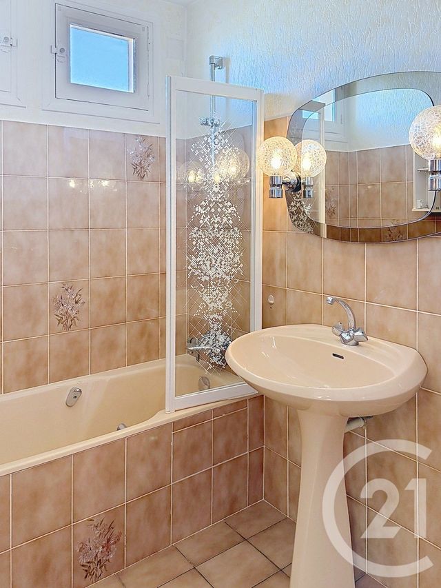 Maison &agrave; louer - 4 pi&egrave;ces - 82,16 m2 - Redon - 35 - BRETAGNE