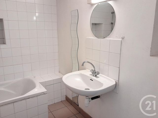 Maison &agrave; louer - 3 pi&egrave;ces - 82,40 m2 - St Nicolas De Redon - 44 - PAYS-DE-LOIRE