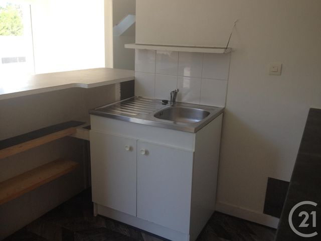 Appartement T3 &agrave; louer - 3 pi&egrave;ces - 46,65 m2 - Avessac - 44 - PAYS-DE-LOIRE