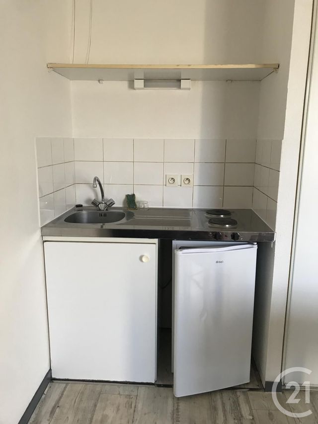 Appartement Studio &agrave; louer - 1 pi&egrave;ce - 18,58 m2 - Redon - 35 - BRETAGNE