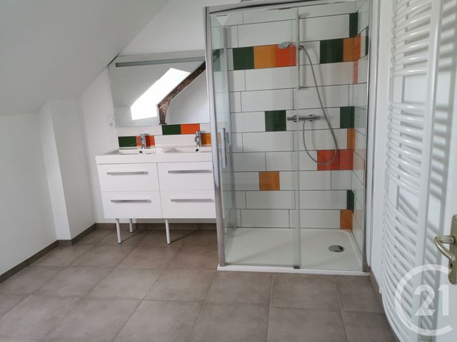 Maison &agrave; louer - 5 pi&egrave;ces - 109,85 m2 - Beganne - 56 - BRETAGNE