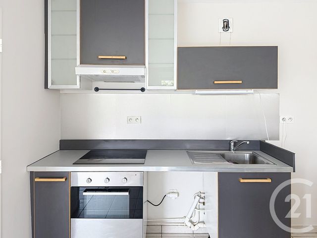 Appartement Duplex &agrave; louer - 5 pi&egrave;ces - 81,86 m2 - Redon - 35 - BRETAGNE