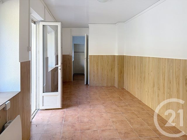 Appartement T2 &agrave; louer - 2 pi&egrave;ces - 37,15 m2 - St Nicolas De Redon - 44 - PAYS-DE-LOIRE