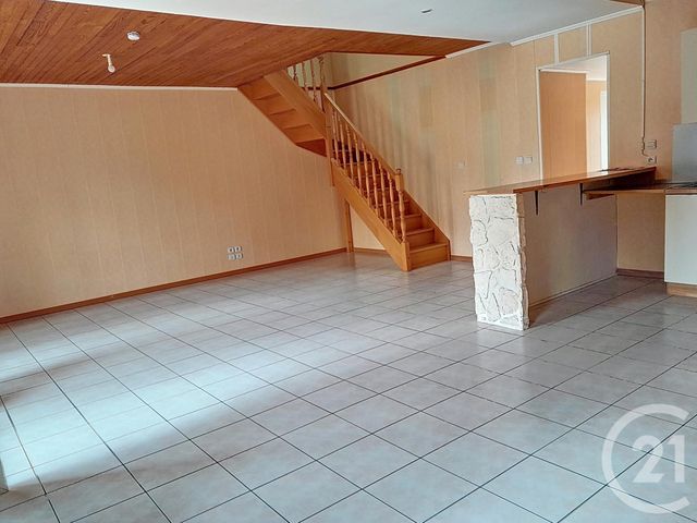 Maison &agrave; louer - 4 pi&egrave;ces - 88,21 m2 - St Jean La Poterie - 56 - BRETAGNE