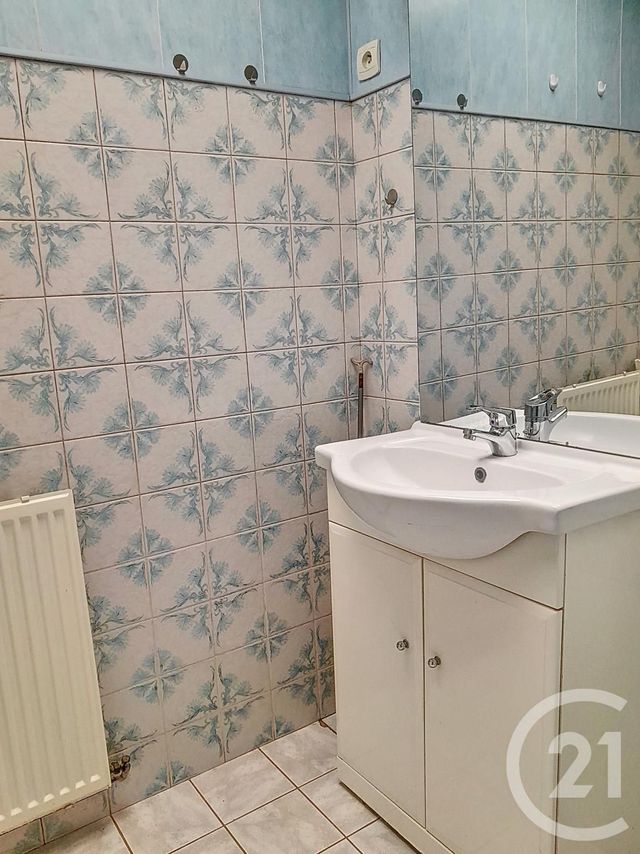 Maison &agrave; louer - 4 pi&egrave;ces - 88,21 m2 - St Jean La Poterie - 56 - BRETAGNE