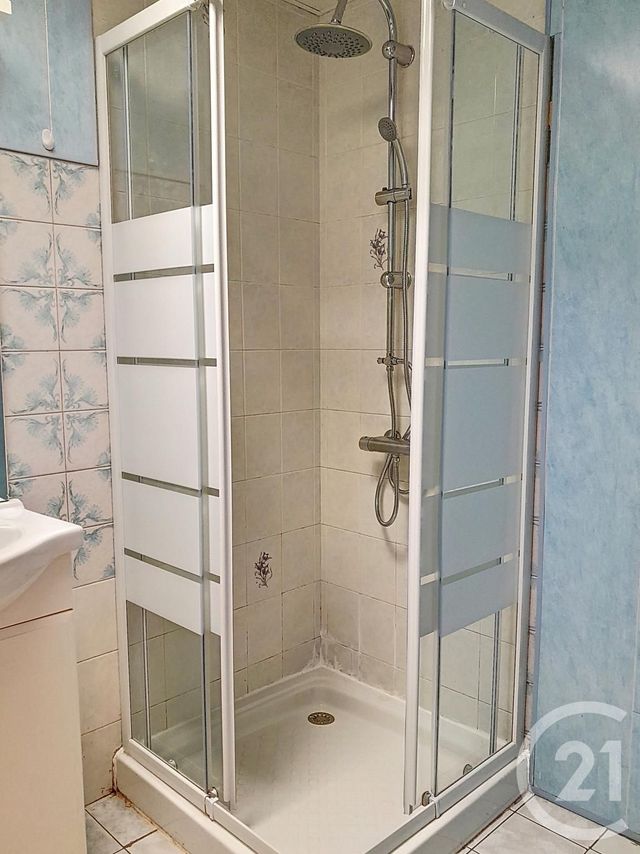 Maison &agrave; louer - 4 pi&egrave;ces - 88,21 m2 - St Jean La Poterie - 56 - BRETAGNE
