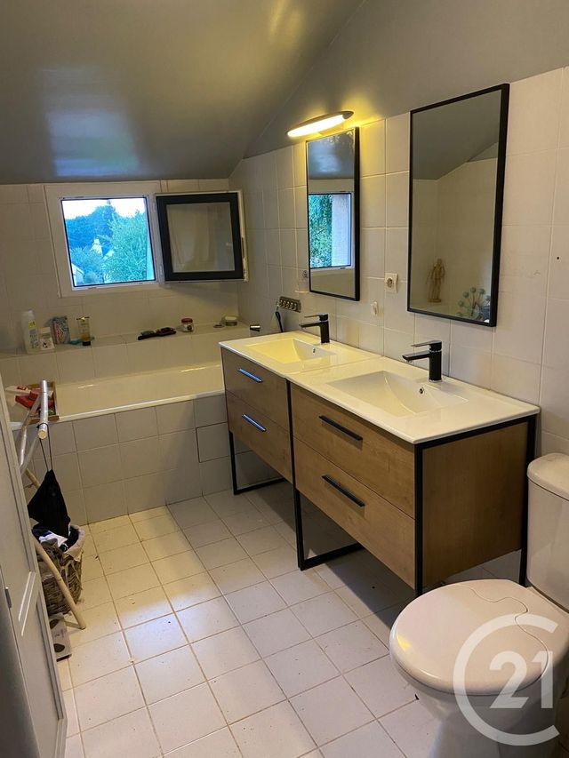 Maison &agrave; louer - 6 pi&egrave;ces - 146,03 m2 - Carentoir - 56 - BRETAGNE