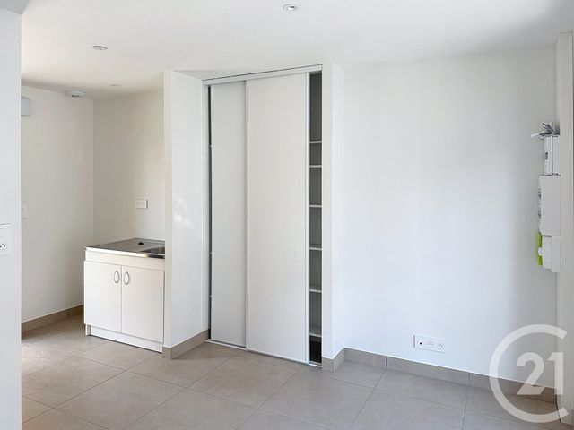 Appartement Duplex &agrave; louer - 2 pi&egrave;ces - 30,20 m2 - Sixt Sur Aff - 35 - BRETAGNE