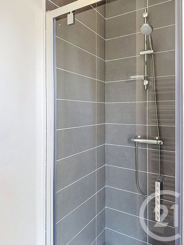 Appartement Duplex &agrave; louer - 2 pi&egrave;ces - 30,20 m2 - Sixt Sur Aff - 35 - BRETAGNE